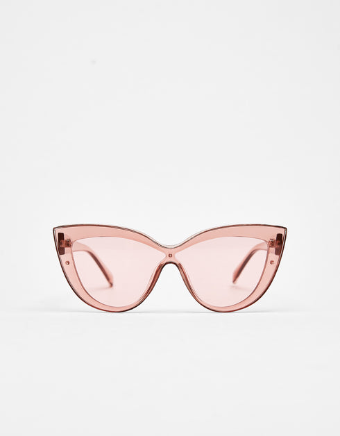 Cat eye sunglasses
